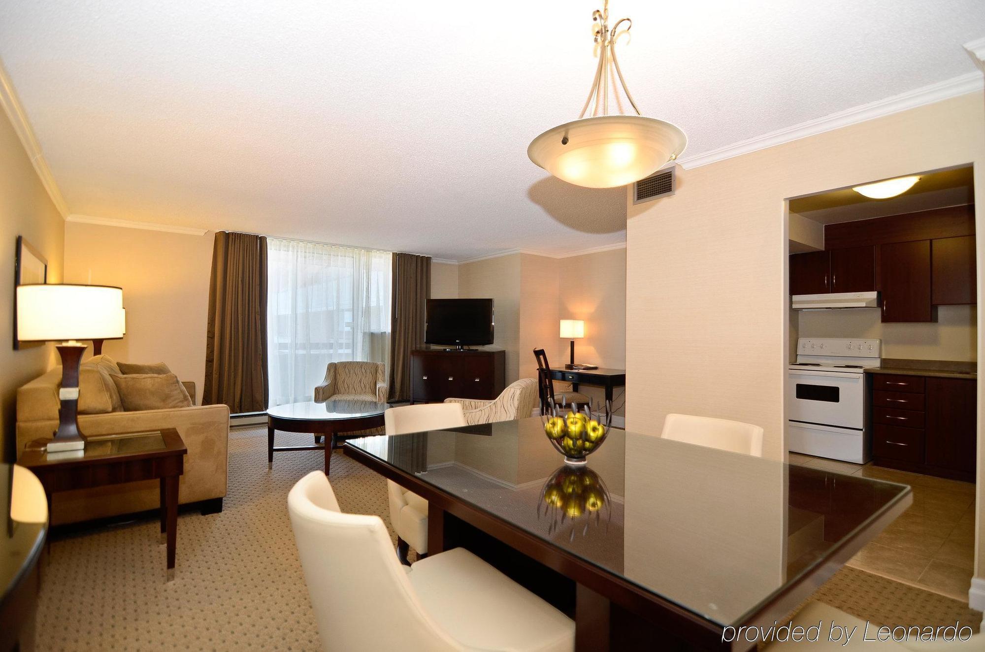 Albert At Bay Suite Hotel Ottawa Ruang foto