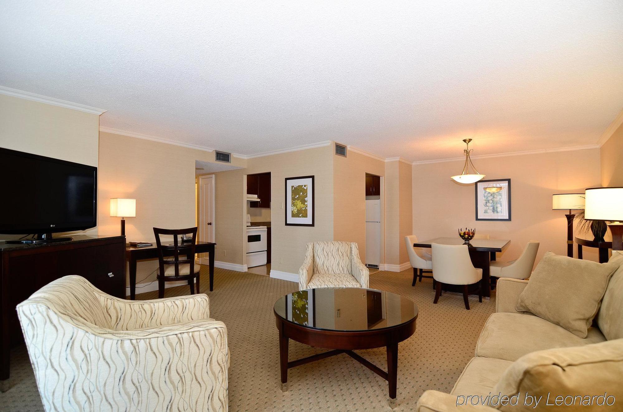 Albert At Bay Suite Hotel Ottawa Ruang foto