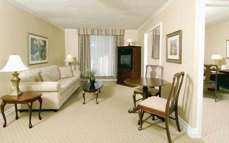 Albert At Bay Suite Hotel Ottawa Ruang foto