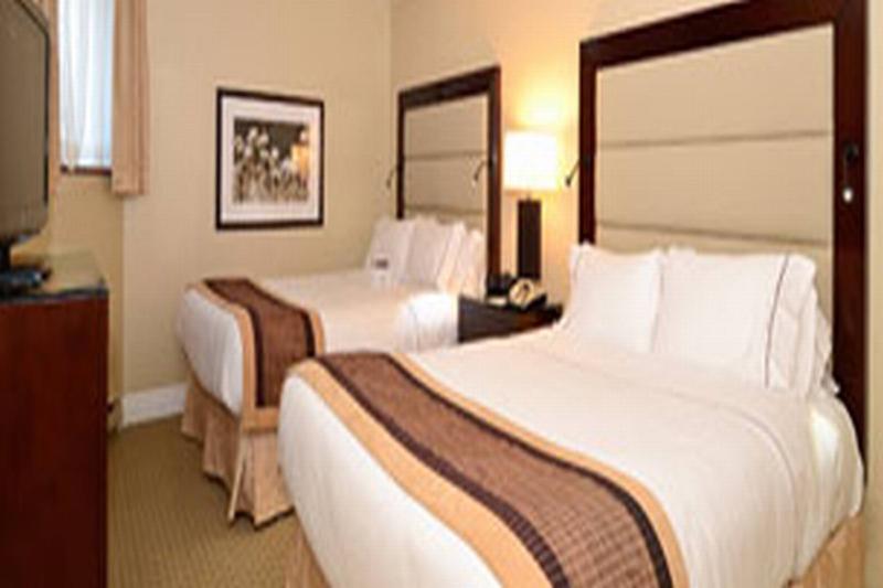 Albert At Bay Suite Hotel Ottawa Bagian luar foto