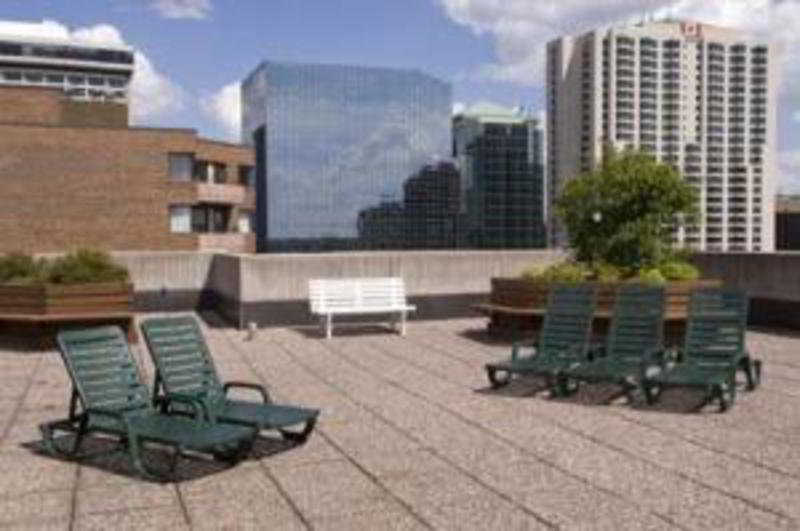 Albert At Bay Suite Hotel Ottawa Bagian luar foto